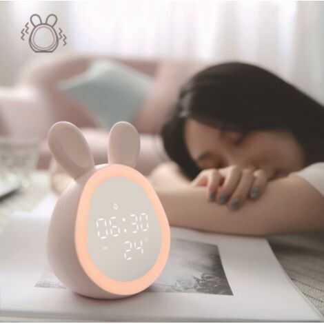 Réveil électronique LED avec veilleuse, idéal pour les étudiants et les dortoirs. (1/5)