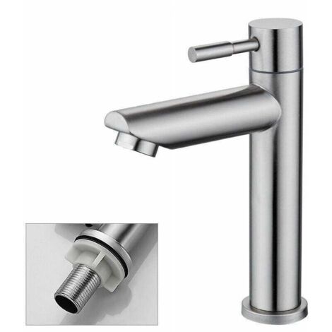Rubinetto per lavabo con sola acqua fredda, finitura in rame cromato resistente, cartuccia aeratore rimovibile per una facile pulizia o sostituzione.