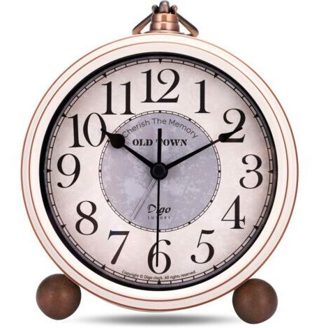Pr Reveil Vintage sans Tic-tac, Métal Beige Reveil Classique Rétro, Elégant Déco Silencieuse Horloge de Table Chevet Chambre Bureau 13.5cm (1/5)