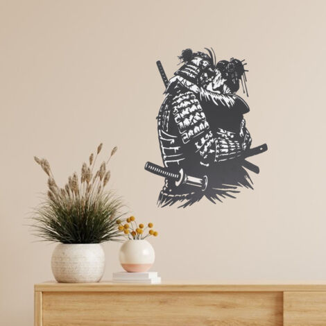 Decoración de pared de hierro forjado artesanal con figura de samurái, diseño de guerrero abrazando para la sala de estar, nuevo diseño, 40 x 23,3 cm, 315 g, negro, pieza única, fácil montaje. (1/5)