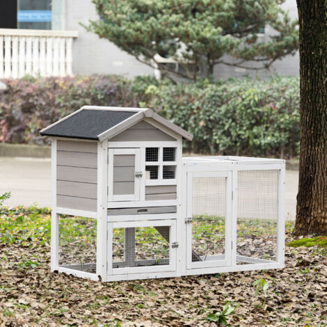 PawHut Clapier cage à lapins cottage - niche supérieure avec rampe et enclos extérieur - plateau coulissant. toit bitumé. 4 portes verrouillables - dim. 128L x 64l x 92H cm bois de sapin blanc gris (1/5)