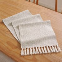 Country Style Tassel Table Runner - Bohemian Style Table Runner - Handmade Tassel Table Runner - Festive Side Table Runner - Suitable for Holidays, Weddings and Table Decorations - 33x200cm