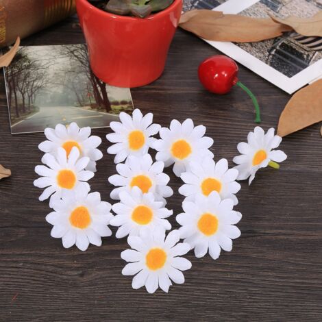 100 Fleurs Artificielles Marguerites en Tissu 4cm pour Décoration de Mariage (3 Blanc) (1/3)