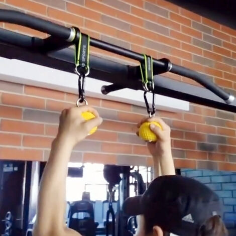 Poignées d'entraînement anti-dérapantes pour tractions et kettlebells - Renforcez votre prise et améliorez vos performances sportives. (1/5)