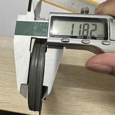 Joint d'étanchéité de pignon de différentiel arrière pour Mercury, noir (1/5)
