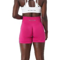 Short Nvgtn en spandex uni sans coutures pour femme, collant de sport doux, tenue de fitness, pantalon de yoga, vêtement de gym - L - Magenta