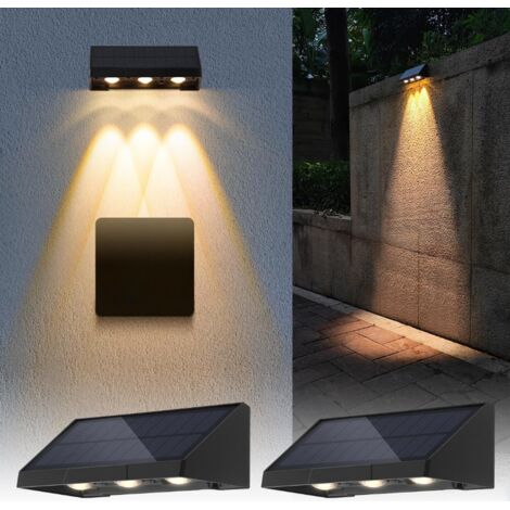 Lot de 2 appliques solaires murales d'extérieur, lampes de clôture à 3 LED, lumière chaude étanche, idéales pour les porches, terrasses et balcons. (1/5)