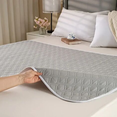 Alèses lavables pour adultes et animaux domestiques - protège-matelas anti-fuites, adaptés aux menstruations et à un usage domestique, disponibles en plusieurs tailles.
