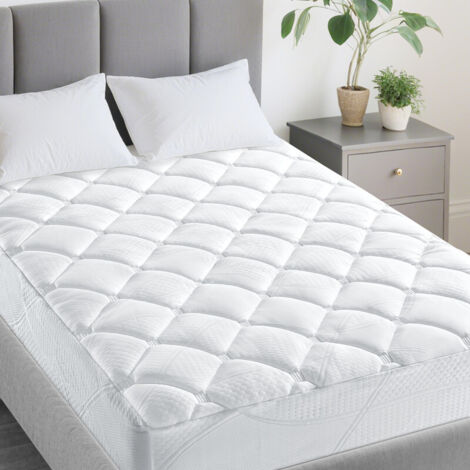 Coprimaterasso 140x190 cm INRE, Comfort traspirante, Design antiscivolo, Sonno ristoratore (1/5)