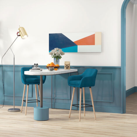 HOMCOM Lot de 2 tabourets de bar design scandinave, grand confort repose-pieds et accoudoirs, bois massif et lin, bleu (1/5)
