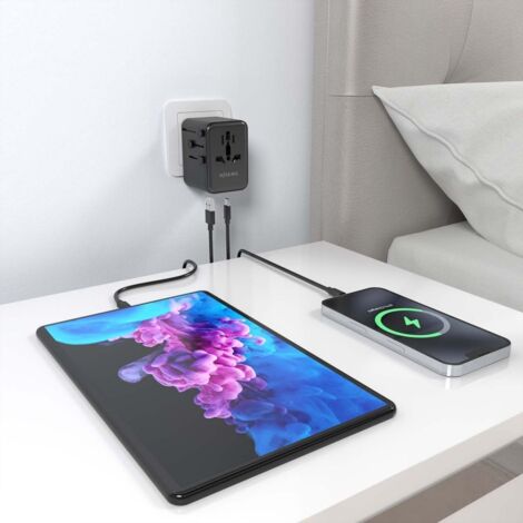 AISENS - ADAPTADOR ENCHUFE UNIVERSAL PARA VIAJE EU/USA/UK/AU CON CARGADOR USB GaN, 2xUSB-A QC3.0, 2xUSB-C PD3.0 25W, NEGRO (1/2)