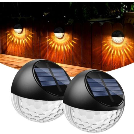 Lampe solaireLot de 2 LED Lampes Solaire Applique Murale Extérieur IP65 Étanche Éclairage Mural Décorative Lumière Blanc Chaud, Lampe de Clôture Mur Terrasse Jardin Porte d'entrée Escalier Cour Allée (1/5)