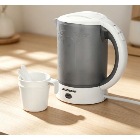 Petite bouilloire nomade Aigostar 0,6L 650W, légère et compacte en plastique résistant, chauffe rapide pour étudiant, bureau et déplacements (1/3)