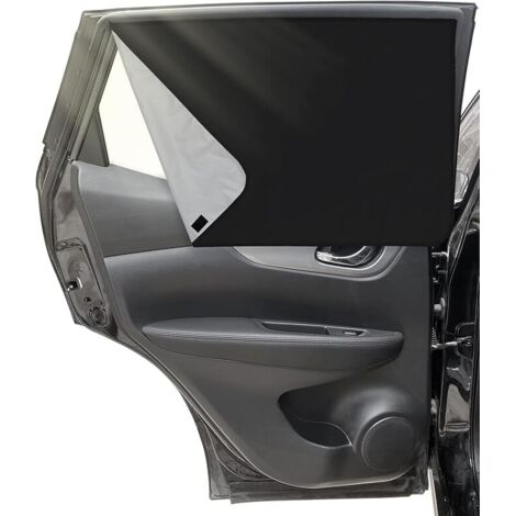 Due parasole per auto, per finestrini laterali e lunotto, progettati per bloccare i raggi UV e il calore, facili da installare.