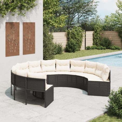 Runder Garten-sofa mit schwarzen Kissen aus Geflecht