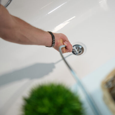 Relaxdays Rohrreinigungsspirale 15 m lang, für Waschbecken, WC, Dusche, Badewanne, Abflussspirale, aus Stahl, Silber