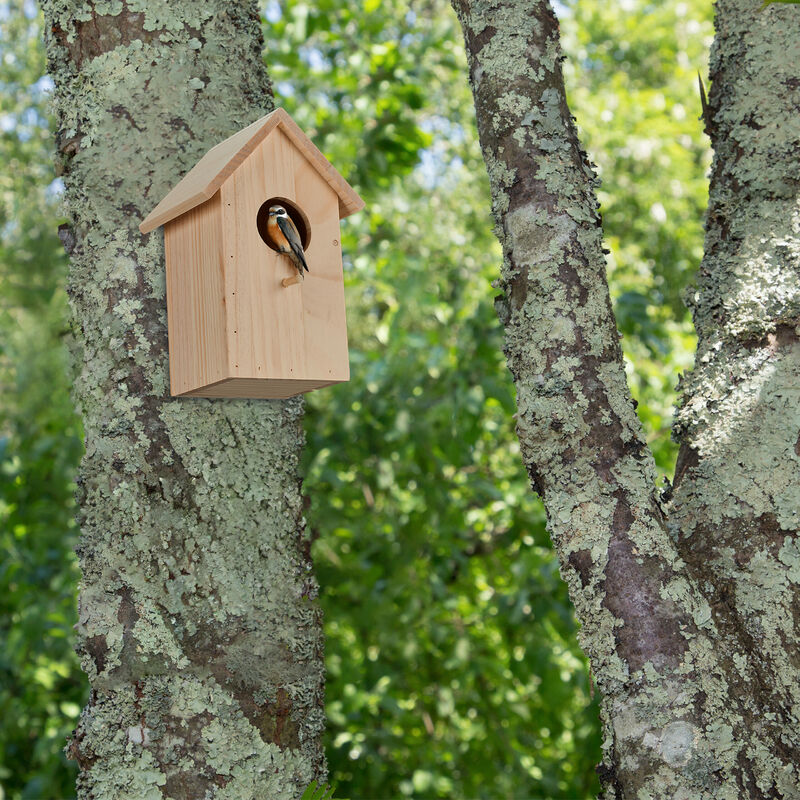 Relaxdays Nichoir d'extérieur pour oiseaux, bois, avec écorce, à suspendre,  trou d'envol, HLP 20x16,5x16,5 cm, nature