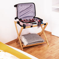 Relaxdays Porte-bagage pose valise pratique HxlxP: 53 x 68 x 53 cm support de bagage en bois de bambou avec 4 sangles sac de voyage vacances espace de rangement accessoire hôtel, nature
