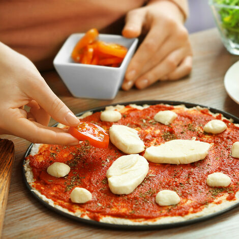 Relaxdays Teglie per Pizza, Set da 5, Rotonda, Forata, Antiaderente, per  Crostate, Acciaio Padella, ∅ 29