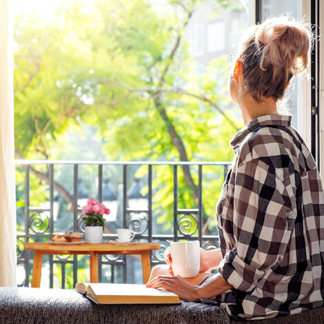 Tavolino Pieghevole In Legno Di Noce - 44,5x34x28 Cm, Portata 100kg, Per Interni Ed Esterni - Foto 2