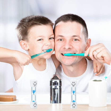 Estuche: cepillo dientes y reloj arena