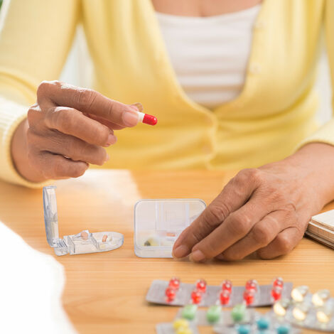 FYY Organizador de píldoras, 6 compartimentos diarios, pastillero portátil,  organizador de medicamentos de viaje para bolso o bolsillo dispensador de