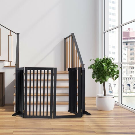 Expandable baby outlet gate with door