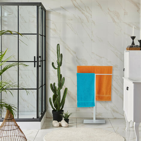 Chrome Towel Rack, 3 Tiers, Half-Round Base, Freestanding Towel Holder Metal Hwd 83x40x18 Cm Silver Relaxdays