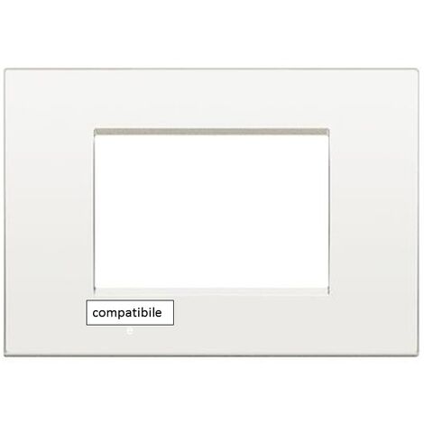 Placca 3 moduli bianca per Bticino Living air compatibile  tipo lnc4803bn