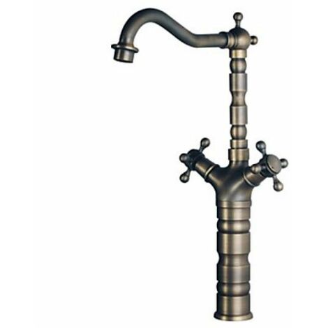 Küchenarmatur vom Antikdesign inspiriert, Messing-Ausführung