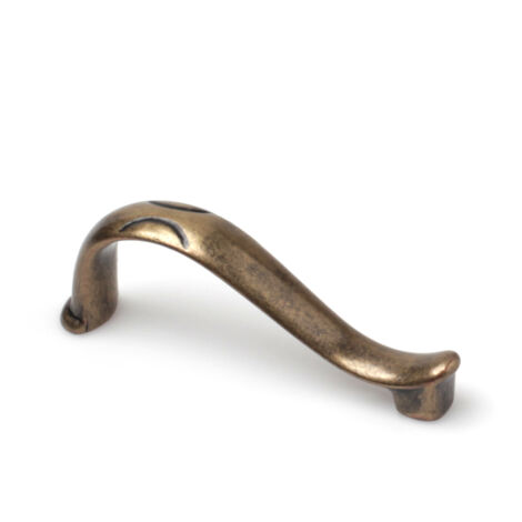 Asa en zamak con acabado cuero, dimensiones: 73x14x26mm, entrepuntos: 64mm -