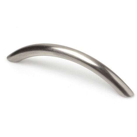 Tirador de Asa para Mueble Estilo Contemporáneo Fabricado en Zamak Acabado en Níquel Satinado Distancia Entrepuntos: 96 mm Medidas 111926 mm Sistema de Fijación Incluye Tornillos M4 4 Unidades (1/3)