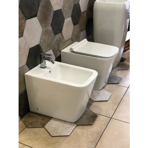 Set sanitari bagno filo muro a terra | Bianco | Versione Quadrata