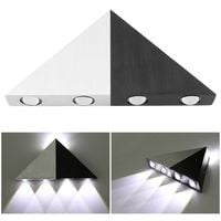 Applique Murale LED 5W Interieur Triangle Lampe Design Original Moderne Eclairage Décoratif en Aluminium Luminaire pour Chambre Couloir Salon - Blanc Froid