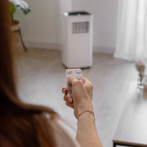 ARTIC-160 - Aire acondicionado portátil frio, conexión Wifi APP, enfriador móvil, clase A, 3 en 1: refrigeración 7000BTU/h, 1765 frigorías, ventilador, deshumidificador y mando a distancia, ≥14 m2