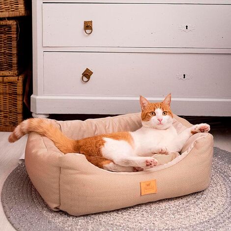 Ferplast CHESTER Divanetto con cuscino in tessuto resistente cani e gatti. Varie misure e colori. . Variante 50 - Misure: 55 x 45 x h 20 cm - Beige