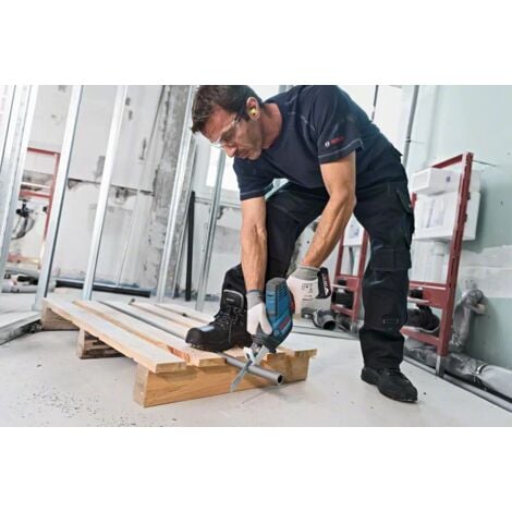 Scie sabre sans fil - Sans batterie, ni chargeur - BOSCH GSA 18 V-LI solo en coffret L-Boxx - 060164J007