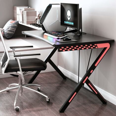 VASAGLE Bureau Gaming avec LED et Multiprise, Table Gamer, Bureau