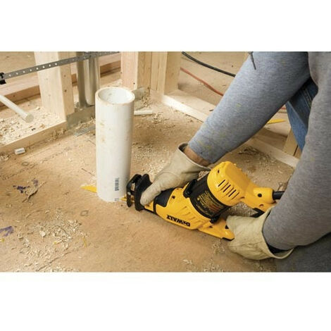 DeWalt - Scie Sabre à vitesse variable 1100W 29mm - DWE357K
