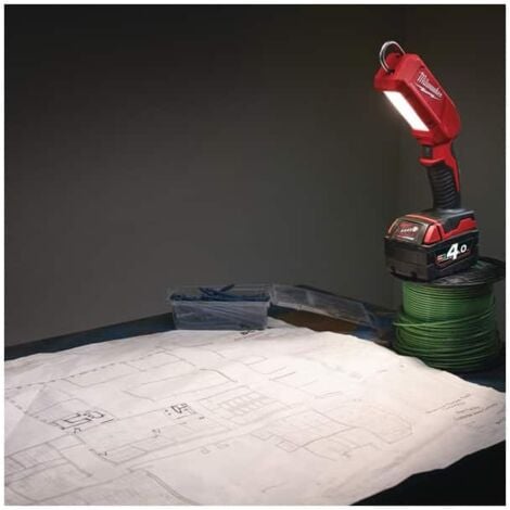 Milwaukee M18 IL-0 Baladeuse sans fil 300 Lumens - sans Batterie, ni Chargeur( 4932430564 )