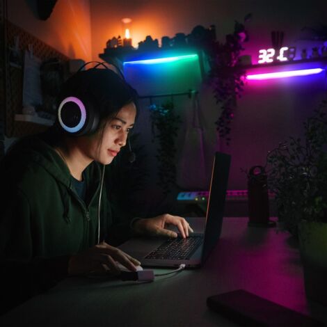 B.K.Licht I 5m Wifi RGBIC LED Strip I App control I music sensor I lightbar I LED running light I RGBIC LED strip I compatible with Alexa I smart LED band I self-adhesive