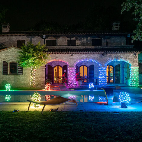 Twinkly Strings – Guirlande Lumineuse à LED Contrôlée par Application avec 250 LED RVB 20 Mètres. Fil Noir. Intérieur et Extérieur - TWINKLY