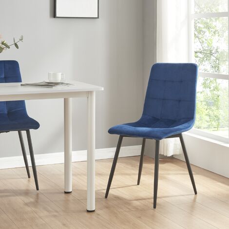 Set Di 2 Sedie Da Sala Da Pranzo Senza Braccioli In Acciaio Boucle Con Gambe Nere Verde Chiaro Allison 84302069