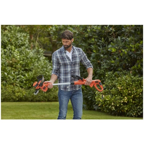 BLACK+DECKER Coupe-bordure filaire 550 W, 30 cm + rallonge electrique de 10 m - BESTA530C10-QS