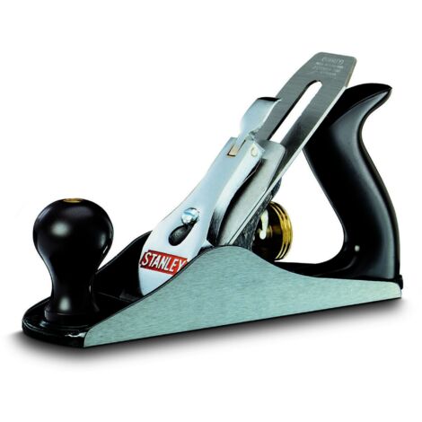 Stanley – Rabot à main Bailey n°4 245mm – Réglage fin de profondeur – Fût en fonte – Bloc d'arrêt chromé – Poignée synthétique laquée noire