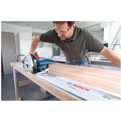 Bosch Tauchsäge GKT 55 GCE, incl. Kreissägeblatt, Zubehör, Karton