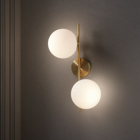 Applique murale design laiton mat 2 globes – Hauteur 45 cm – Largeur 27,7 cm – Pour ampoules LED E27 – Installation horizontale/verticale – Millumine