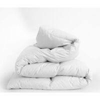 Couette blanche Winter ultra chaude 220x240 cm 590 grs