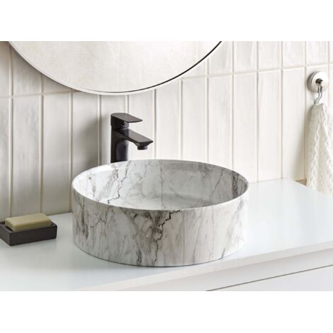Céramique sanitaire : équiper votre salle de bain | Casasquare