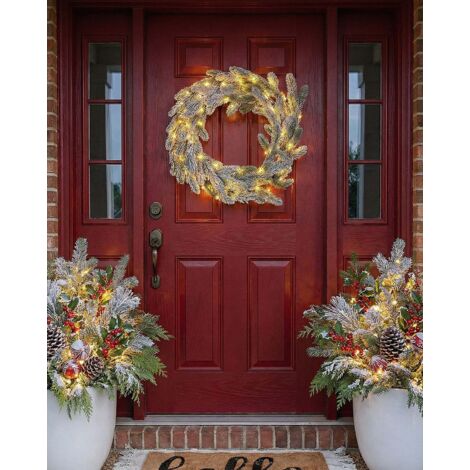 Couronne De Noël LED Avec Baies Et Pommes De Pin - 30 X 40 Cm | Pour Extérieur/intérieur, Porche, Porte, Cheminée | Décoration Festive Lumineuse